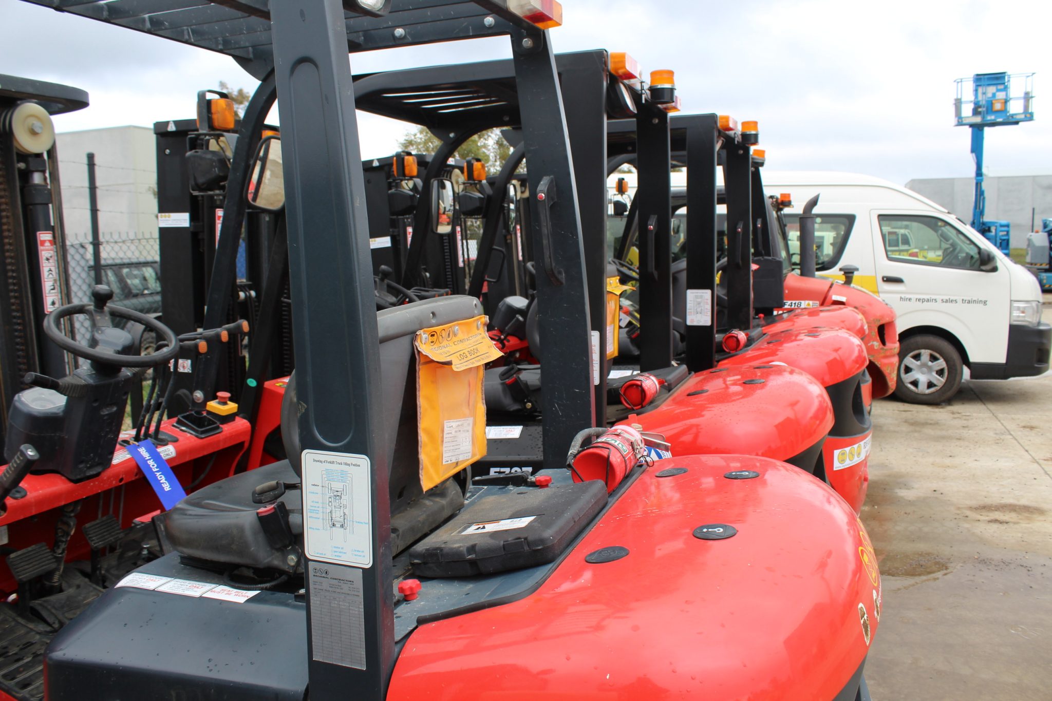 Forklifts Regional Contractors Equipment Hire Ballarat & Apollo Bay